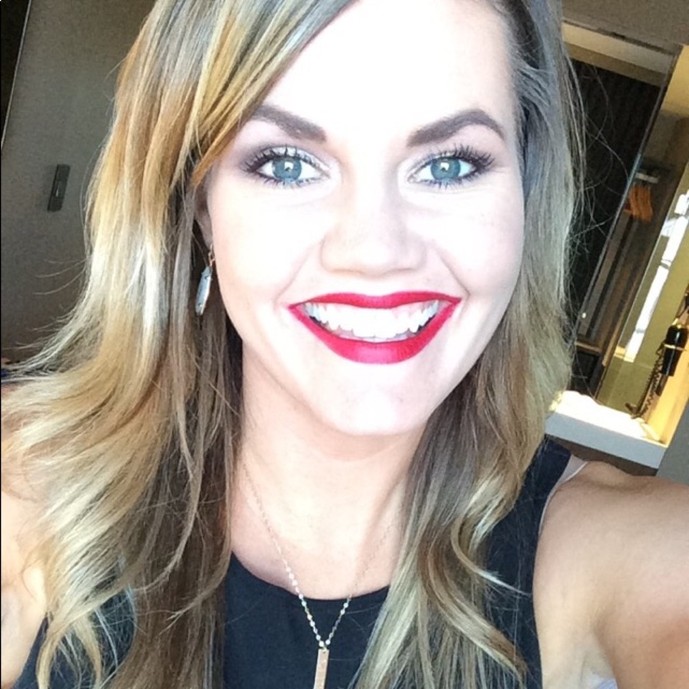 Meet your Posher, Sammie